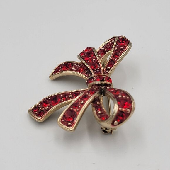 Vintage Christmas Gold Tone Bow Brooch With Red Rhinestones - Picture 7 of 11